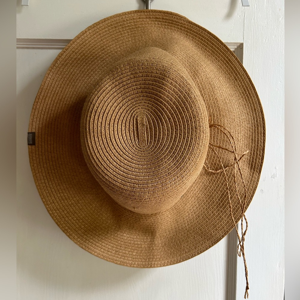 Outdoor research floppy garden / sun hat